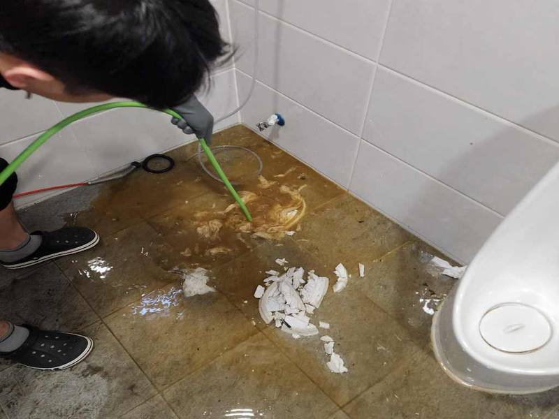 동대문구 변기역류 작업사례 2